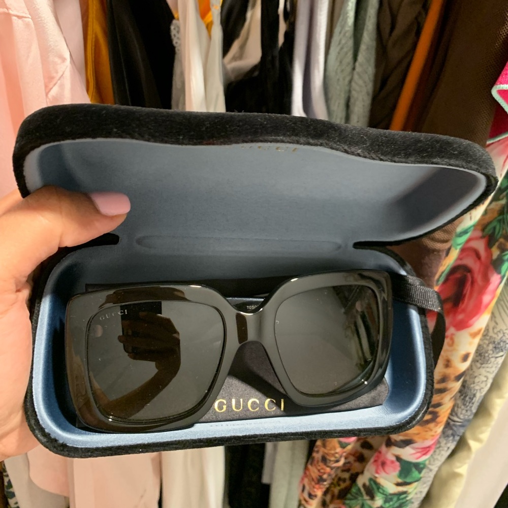 Like new Gucci sunglasses